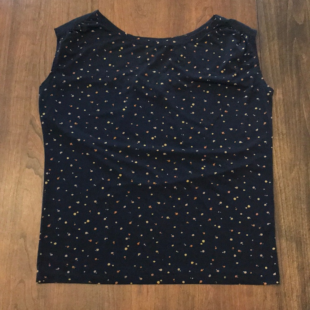 ⭐️ 3/$15: The Limited Sleeveless Top